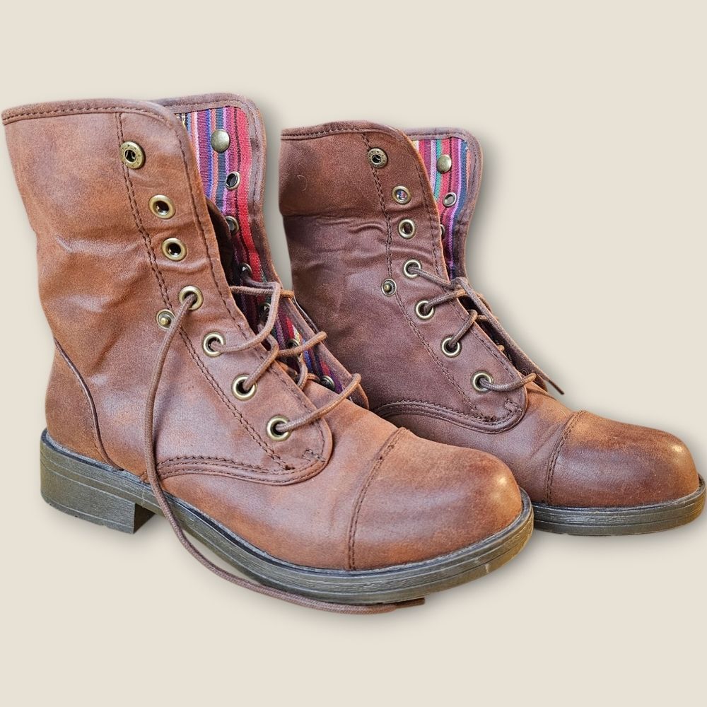 🤎 American Eagle Ankle Boots | Brown | Lace-Up | Striped Accent